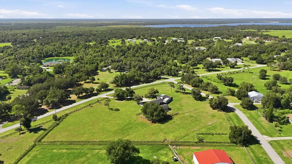 3810 Hidden River Road Sarasota FL 34240