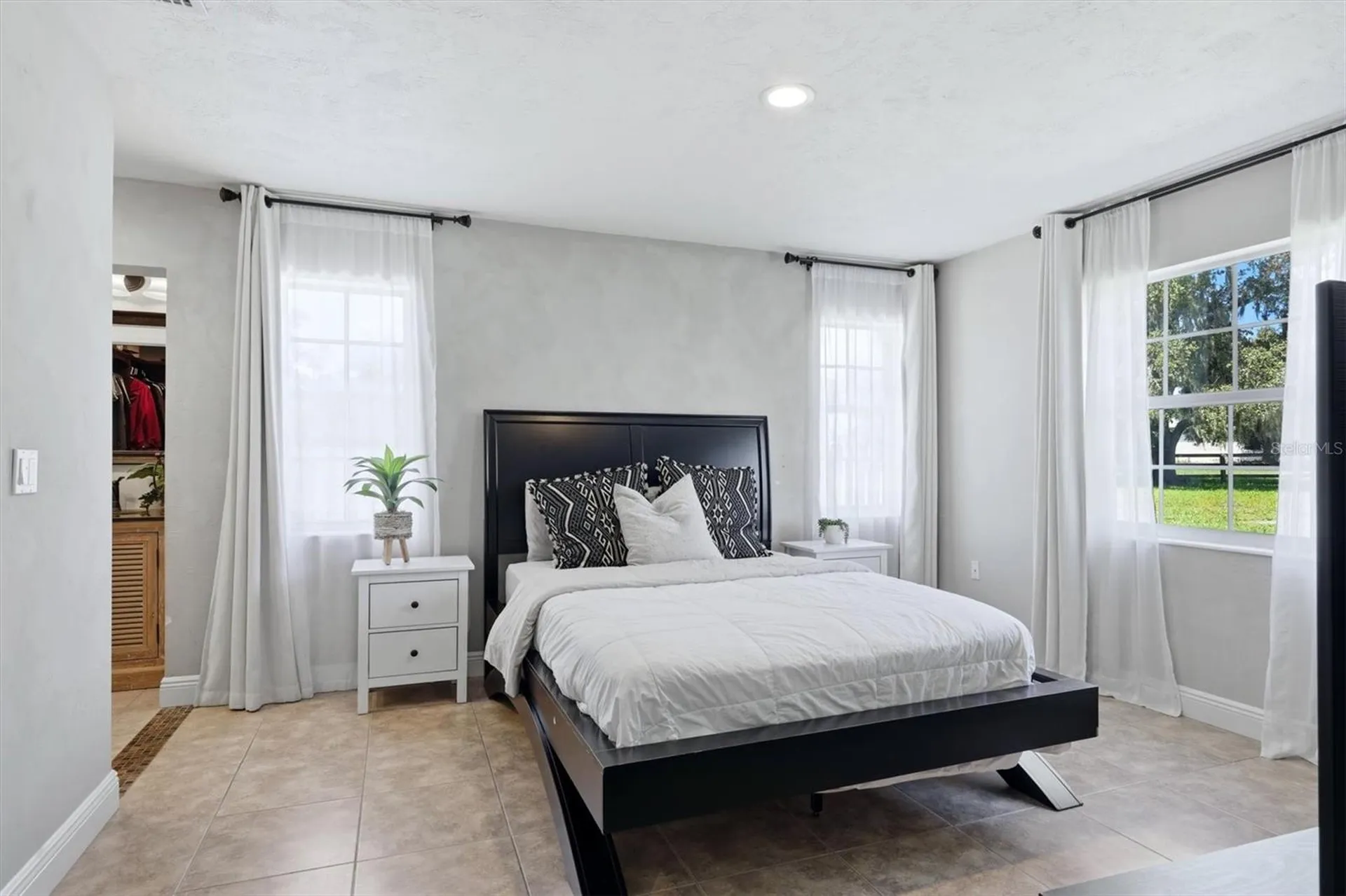 3810 Hidden River Road Sarasota FL 34240