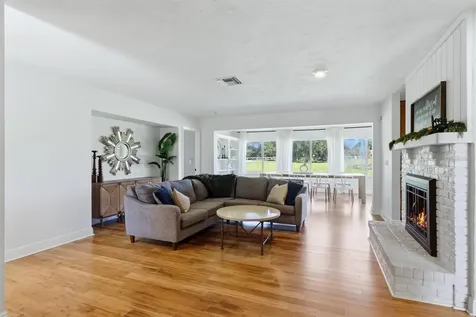 3810 Hidden River Road Sarasota FL 34240