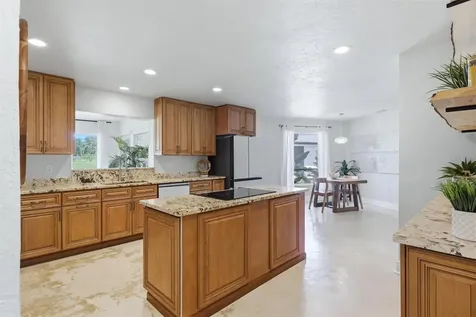 3810 Hidden River Road Sarasota FL 34240