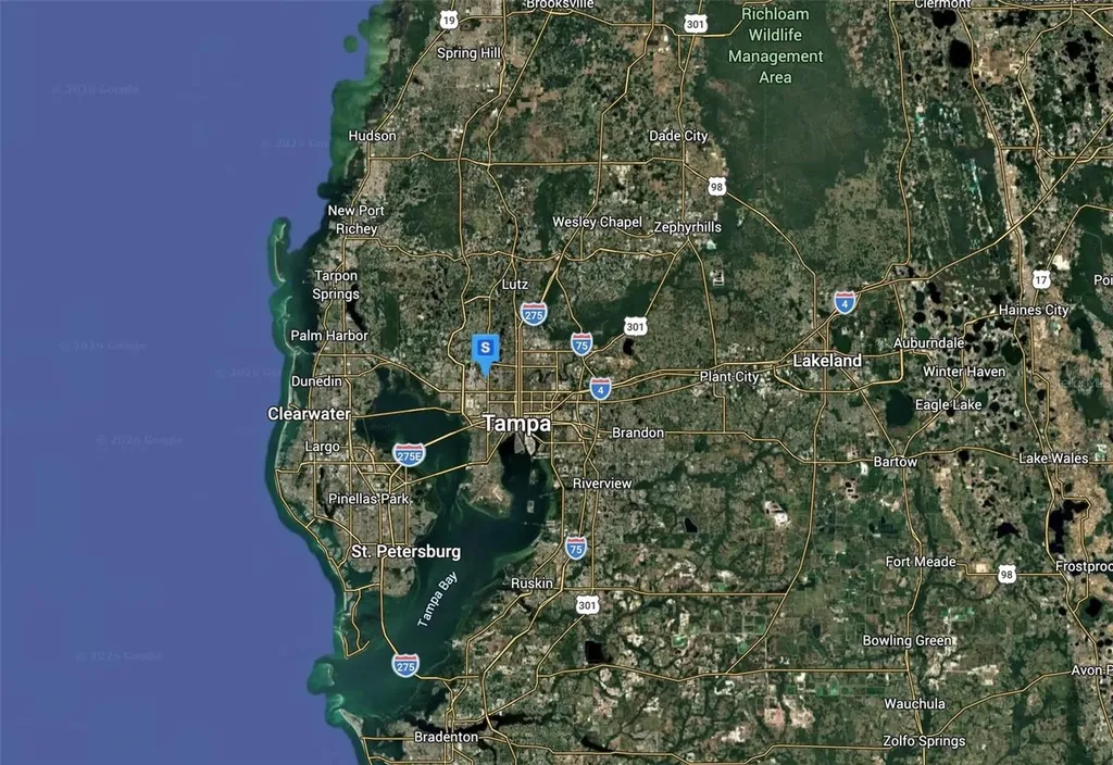 6810 N Blossom Avenue Tampa FL 33614