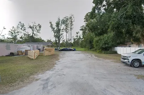 6810 N Blossom Avenue Tampa FL 33614