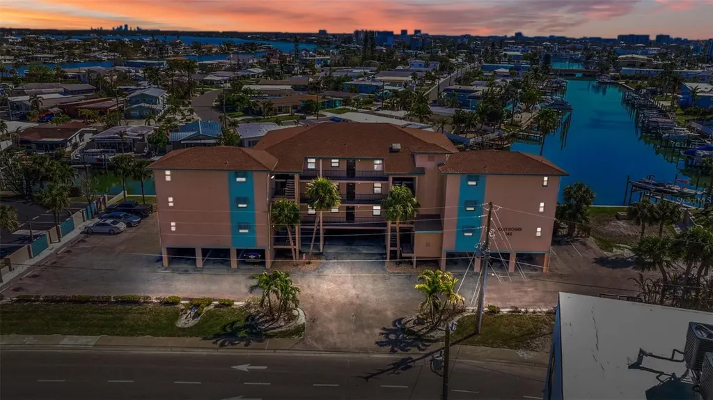 145 116th Avenue Treasure Island FL 33706
