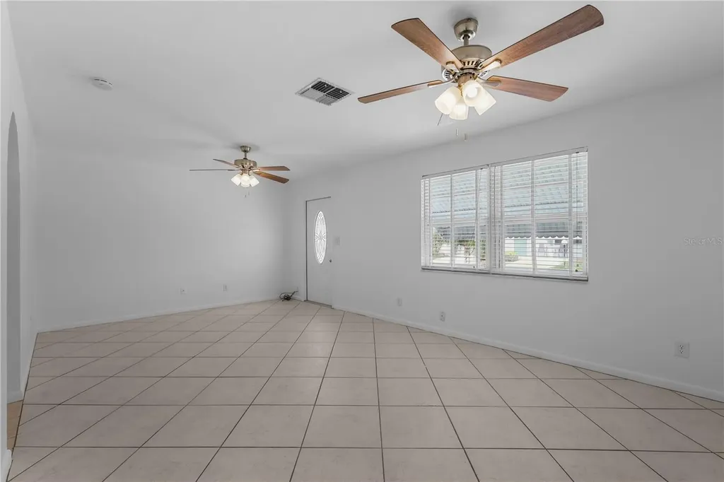 11 Desert Candle Circle Lehigh Acres FL 33936