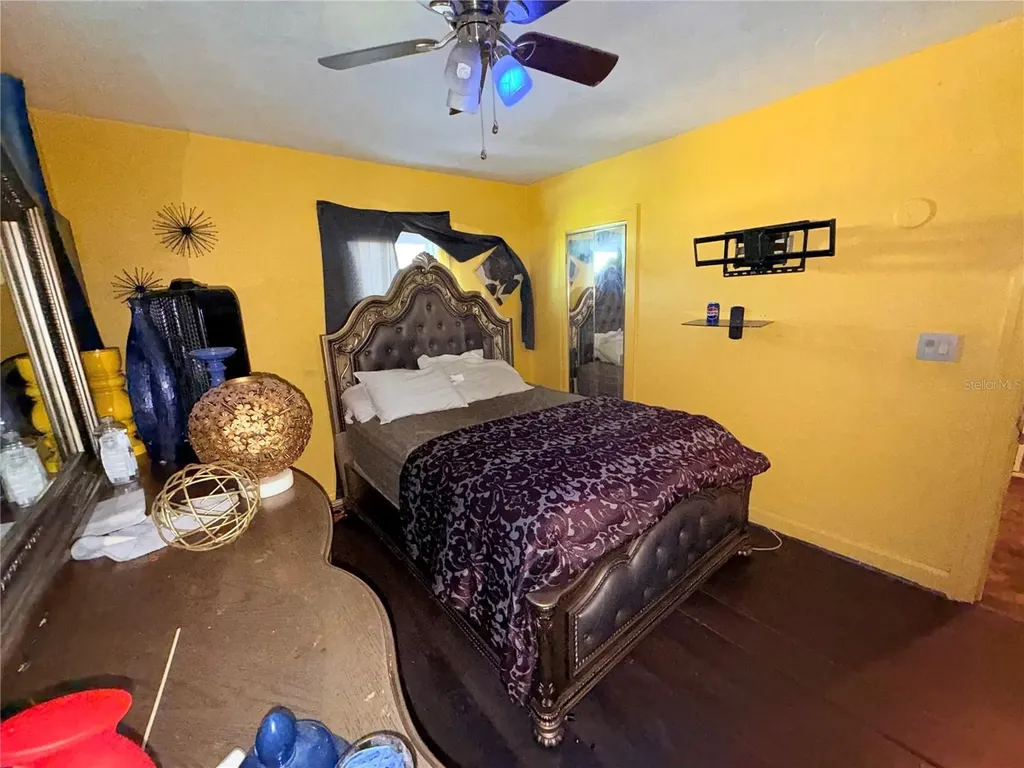 760 16th Avenue S St Petersburg FL 33701