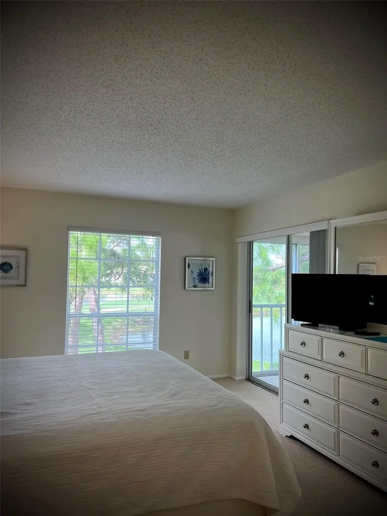 5242 Wedgewood Lane Sarasota FL 34235