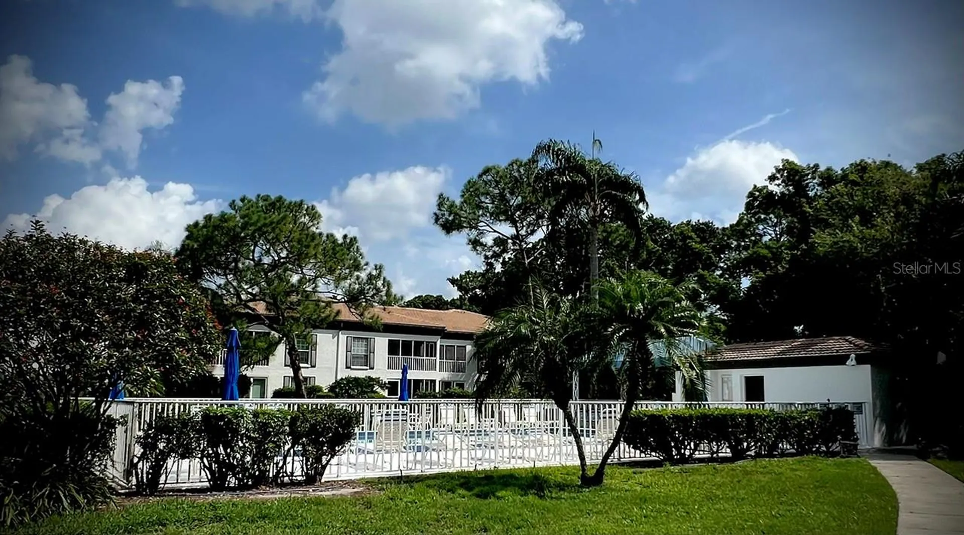5242 Wedgewood Lane Sarasota FL 34235