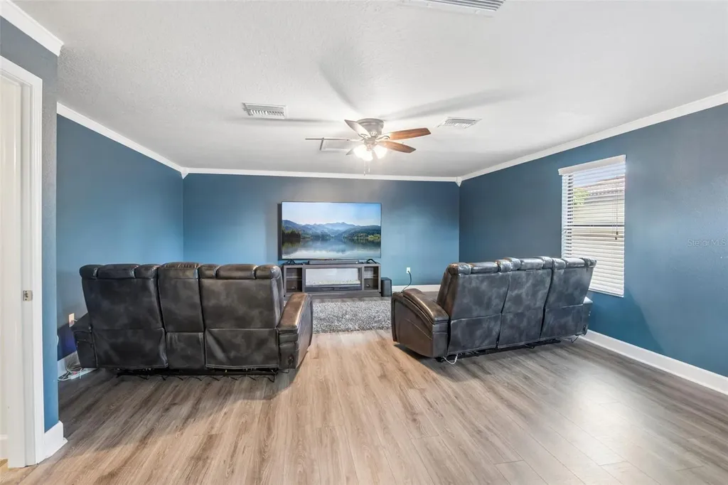 4586 Grand Lakeside Drive Palm Harbor FL 34684