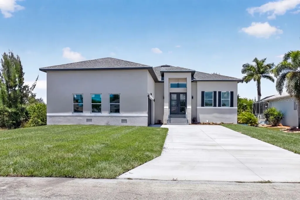 15809 Melport Circle Port Charlotte FL 33981