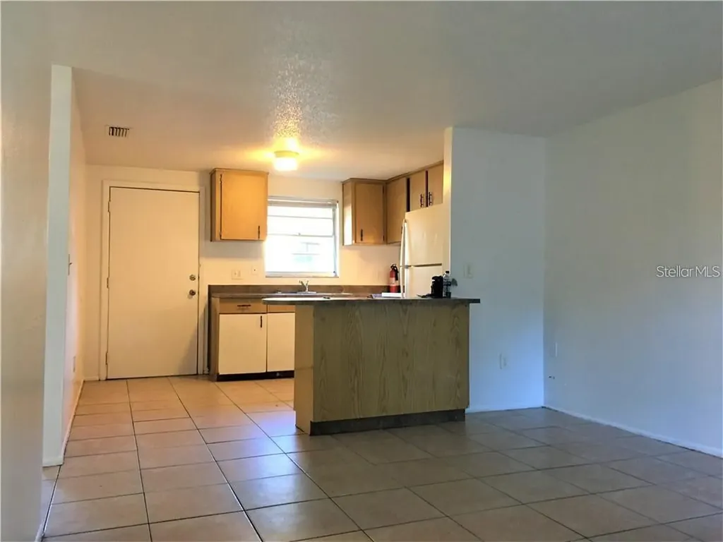 8306 N 17th Street Tampa FL 33604