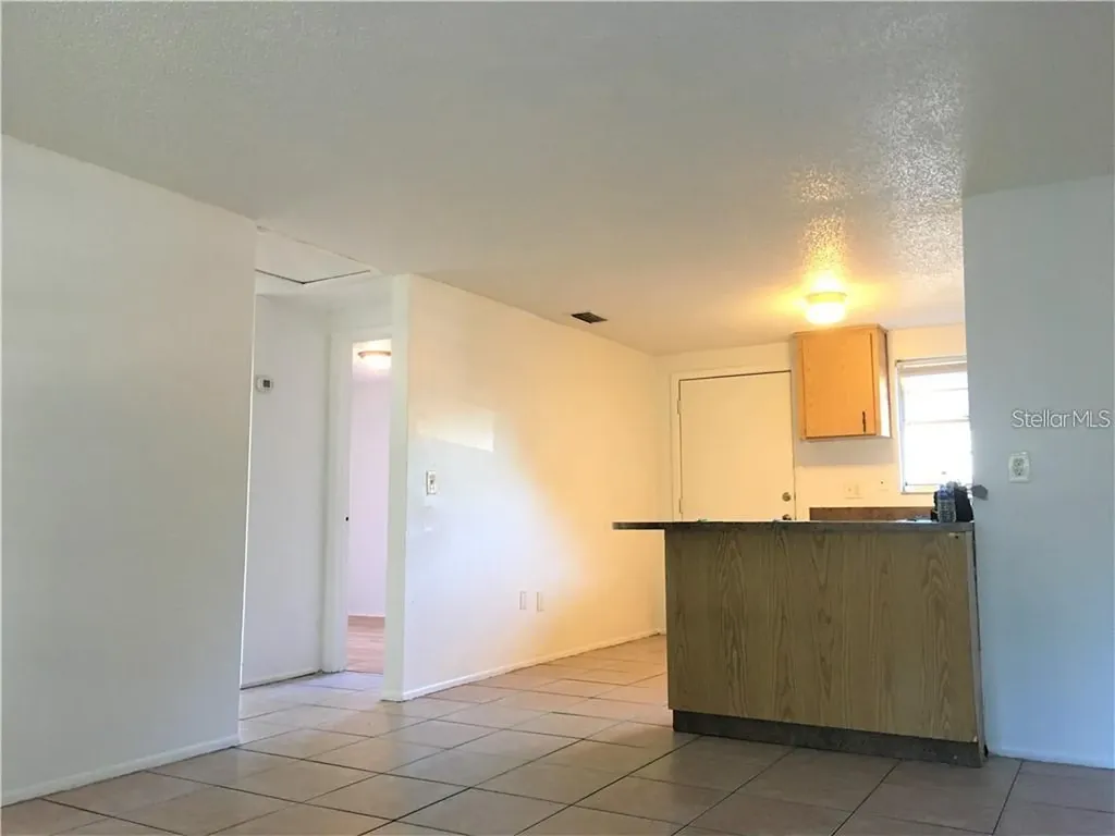 8306 N 17th Street Tampa FL 33604