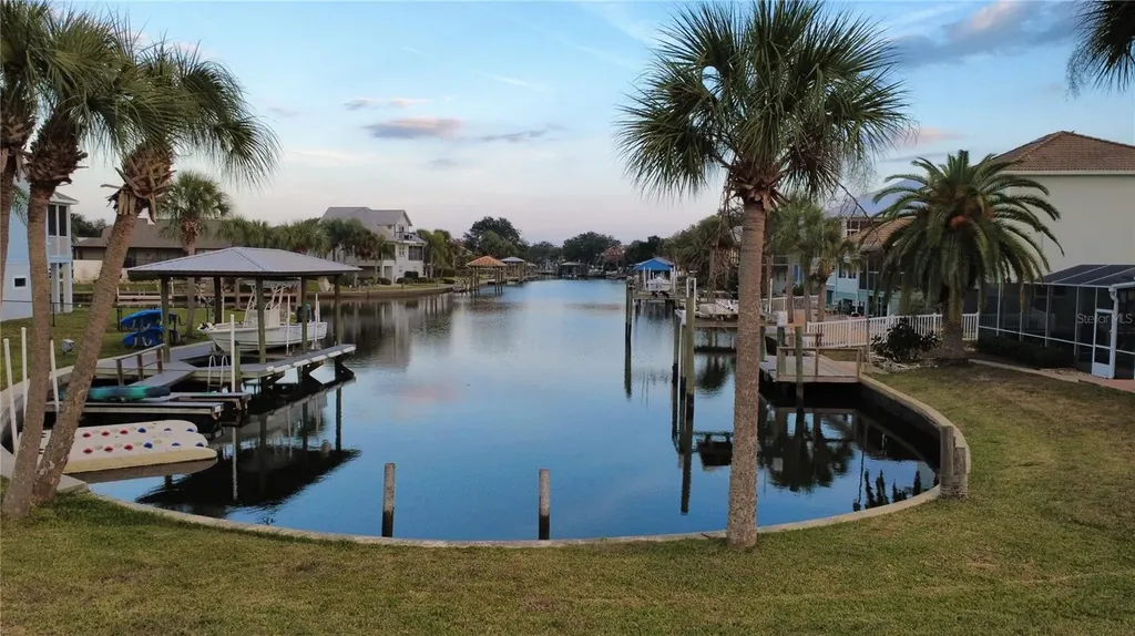 11999 W Bayshore Drive Crystal River FL 34429