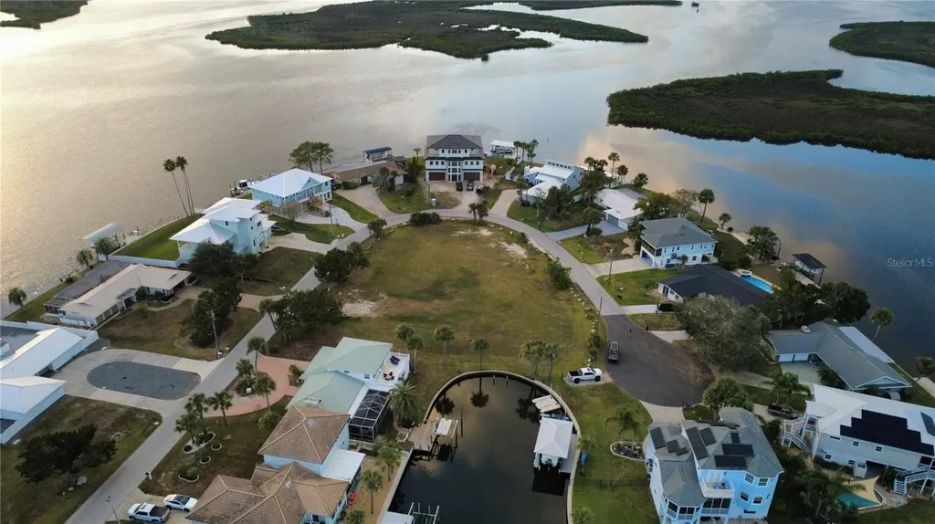 11999 W Bayshore Drive Crystal River FL 34429