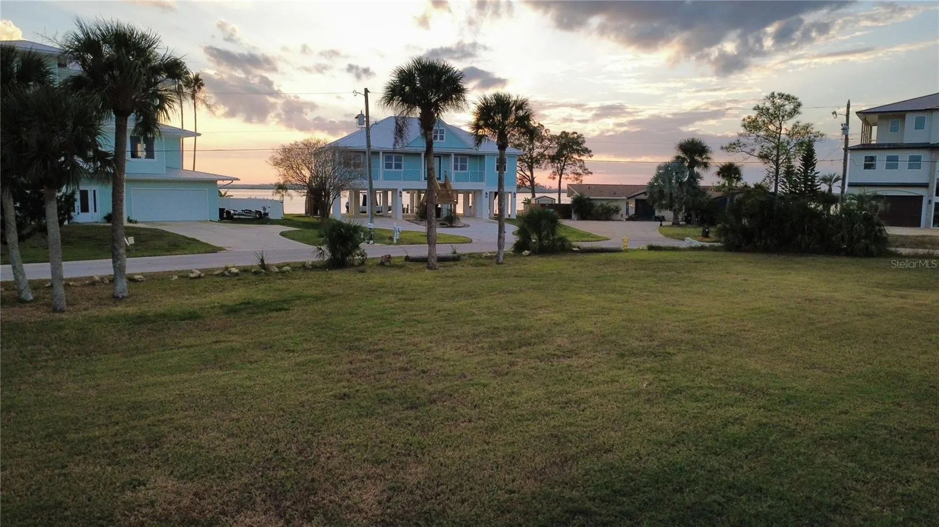 11999 W Bayshore Drive Crystal River FL 34429