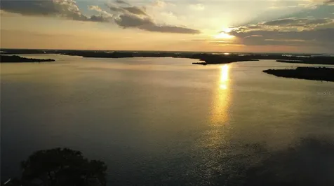 11999 W Bayshore Drive Crystal River FL 34429
