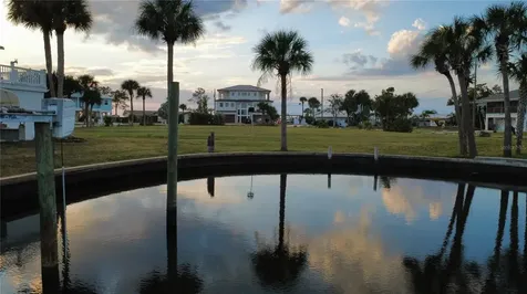 11999 W Bayshore Drive Crystal River FL 34429