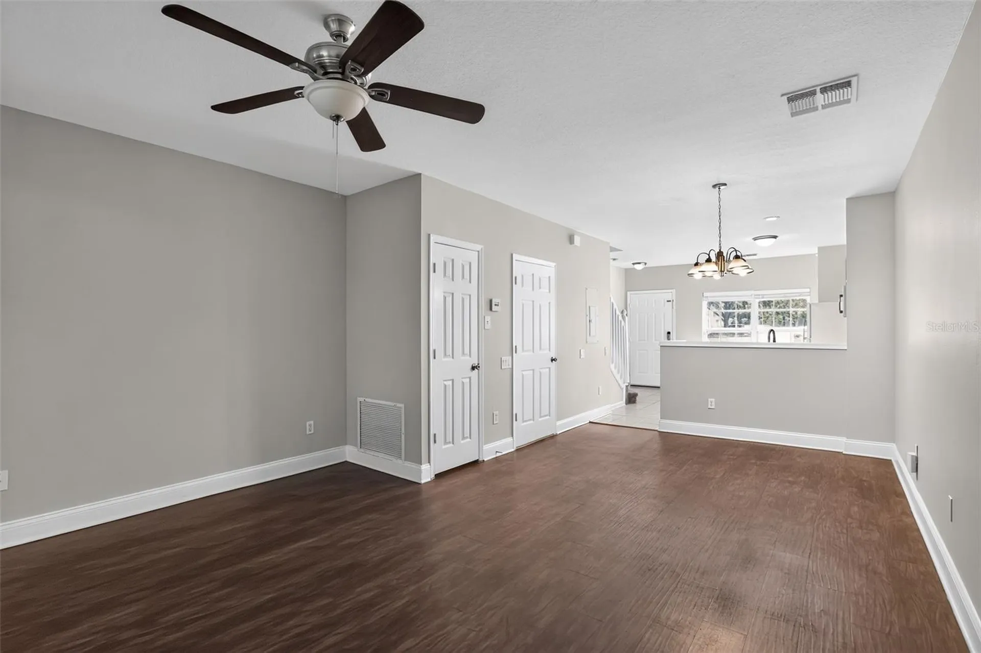 866 Vineland Place Lake Mary FL 32746