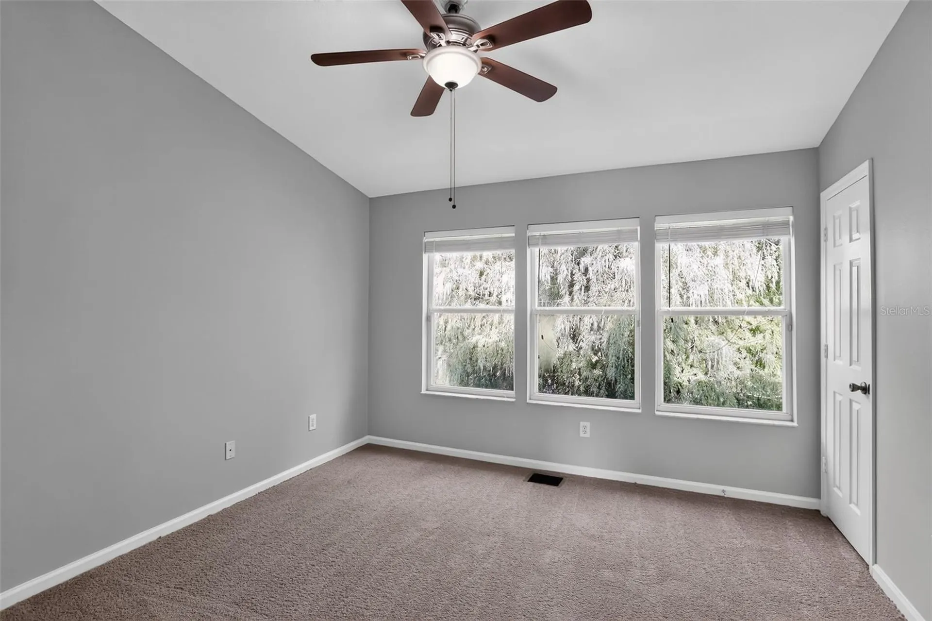 866 Vineland Place Lake Mary FL 32746