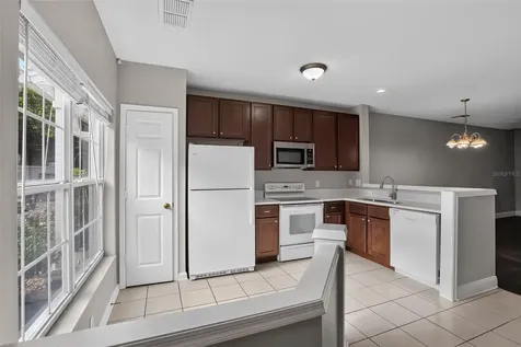 866 Vineland Place Lake Mary FL 32746