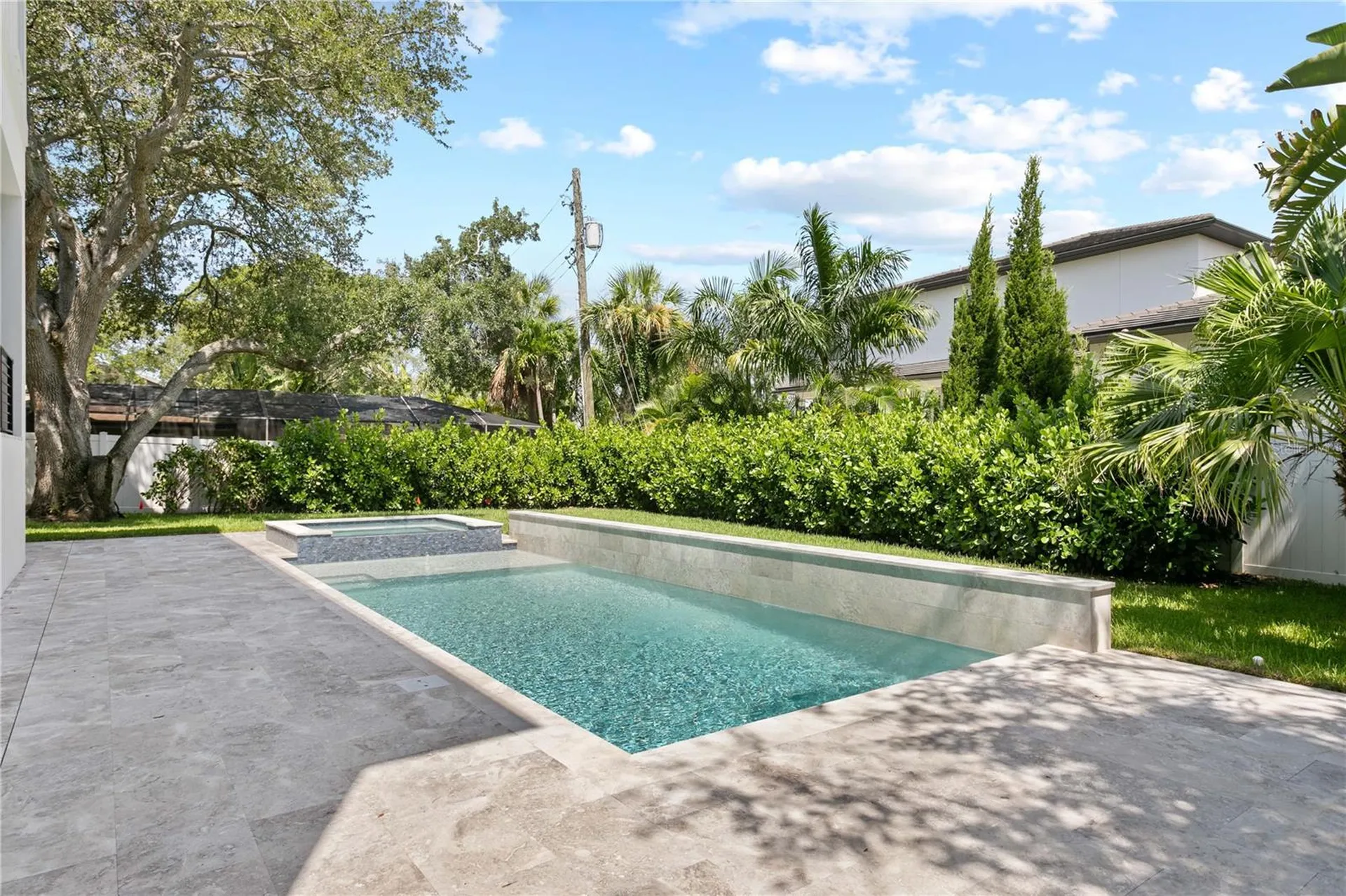 5003 W Poe Avenue Tampa FL 33629