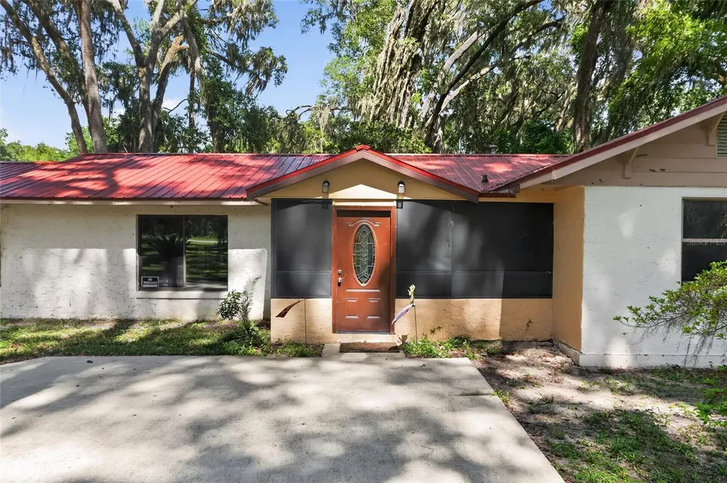 18741 N Us Highway 301 Citra FL 32113