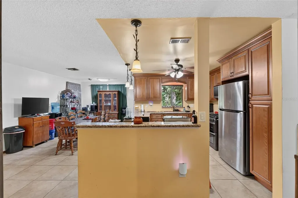 18741 N Us Highway 301 Citra FL 32113