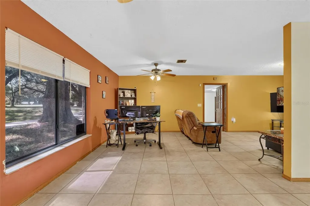 18741 N Us Highway 301 Citra FL 32113