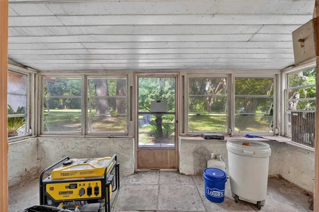 18741 N Us Highway 301 Citra FL 32113