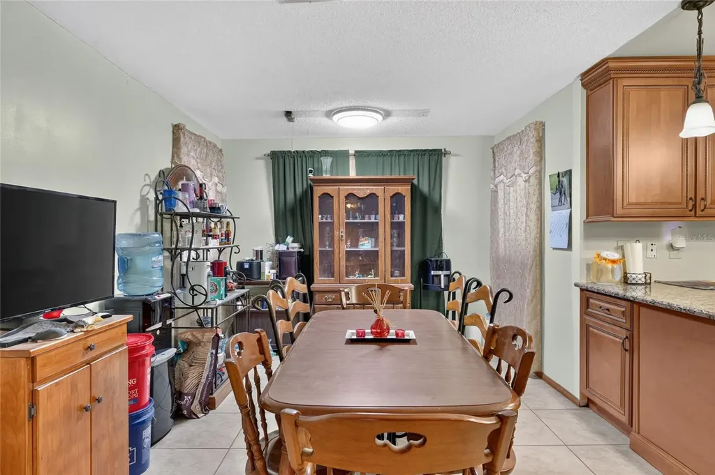 18741 N Us Highway 301 Citra FL 32113