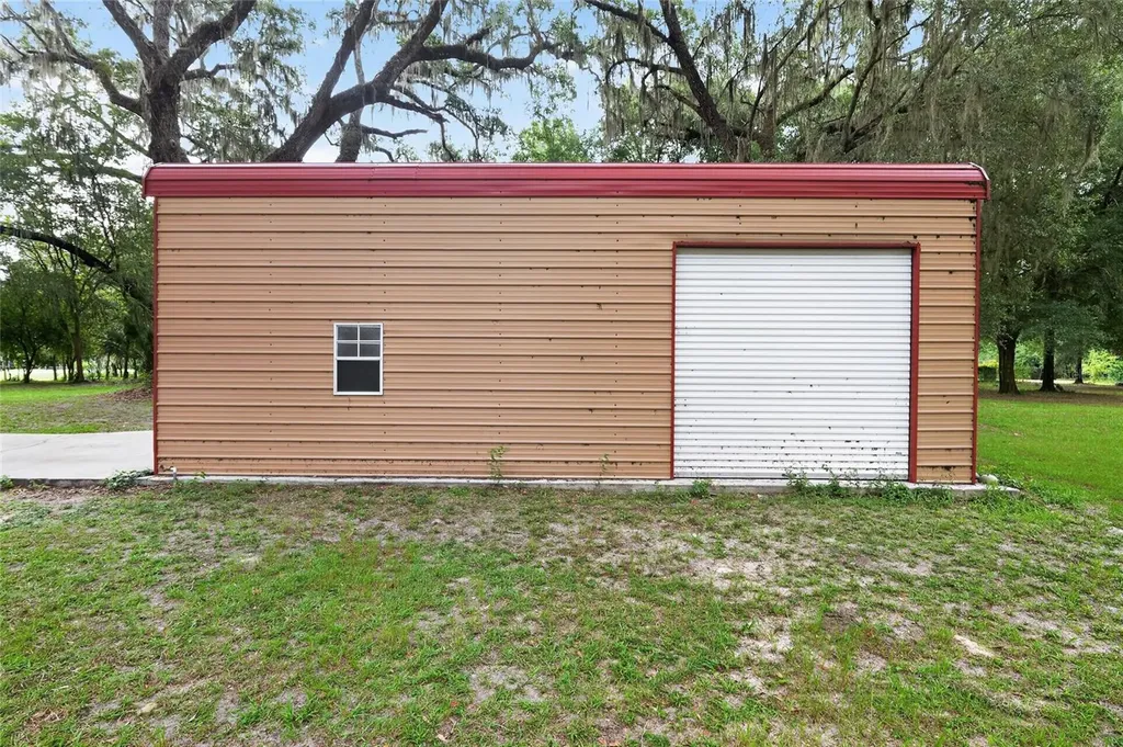 18741 N Us Highway 301 Citra FL 32113