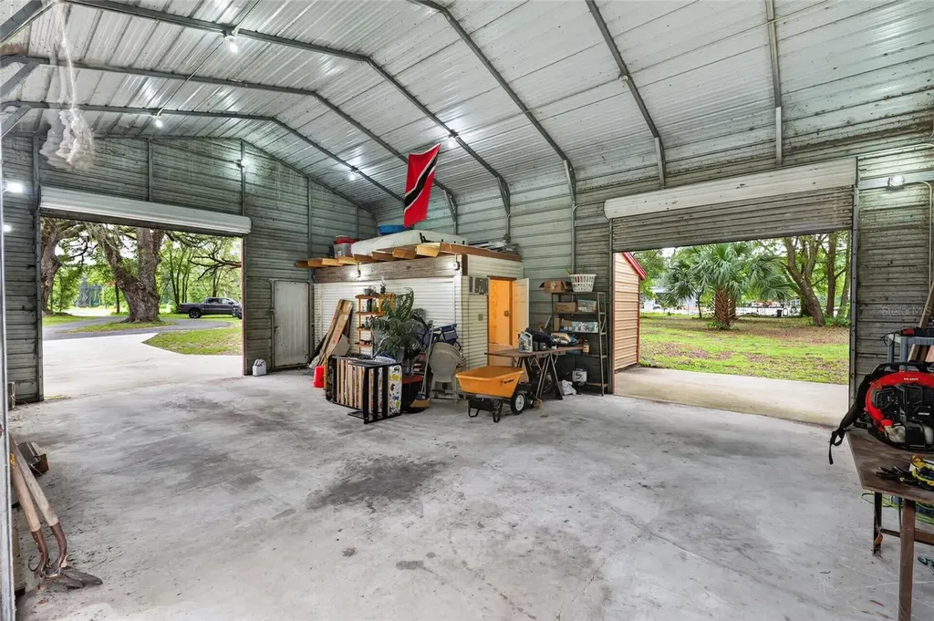 18741 N Us Highway 301 Citra FL 32113