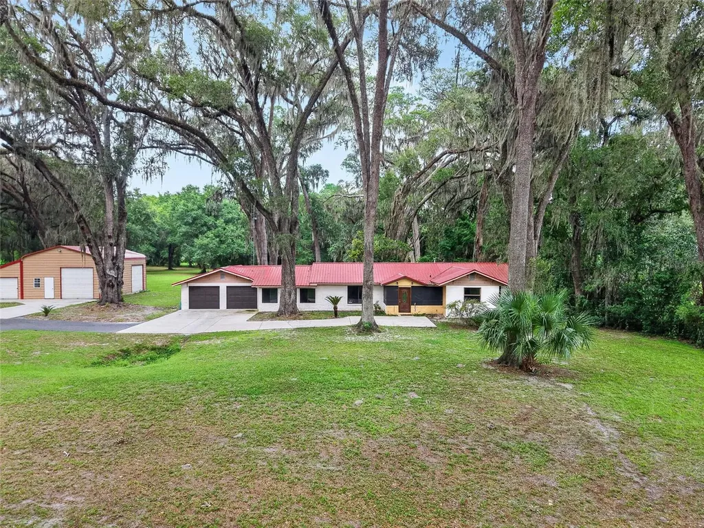 18741 N Us Highway 301 Citra FL 32113