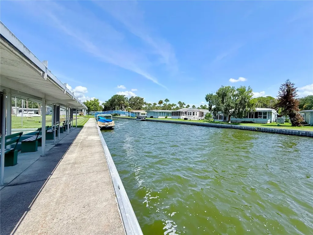 29 Club House Eustis FL 32726