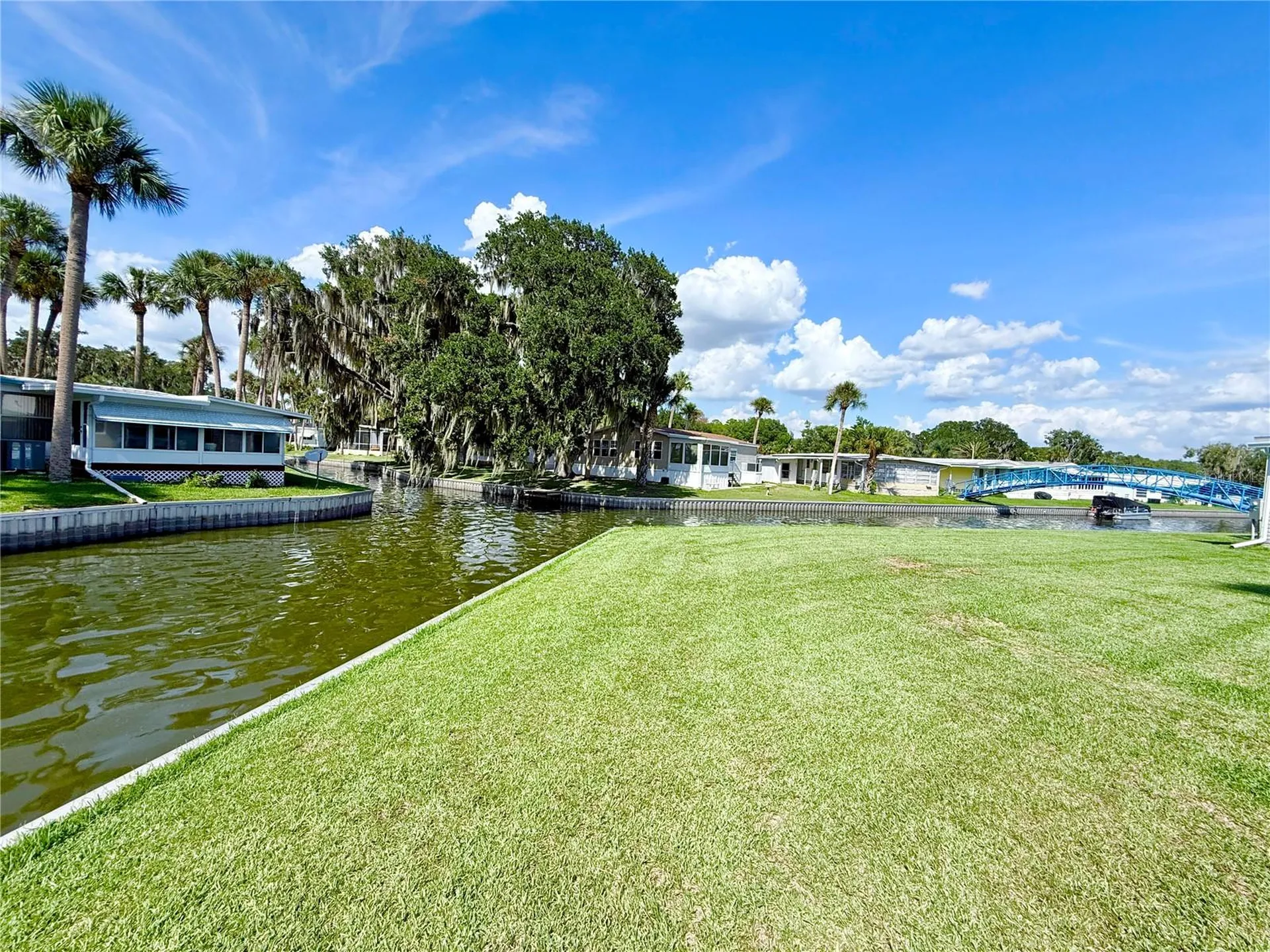29 Club House Eustis FL 32726