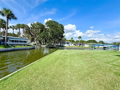 29 Club House Eustis FL 32726