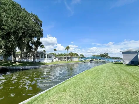 29 Club House Eustis FL 32726