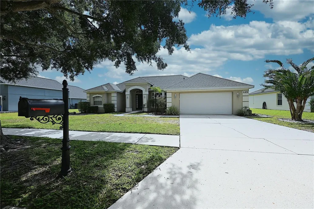 125 Costa Loop Auburndale FL 33823
