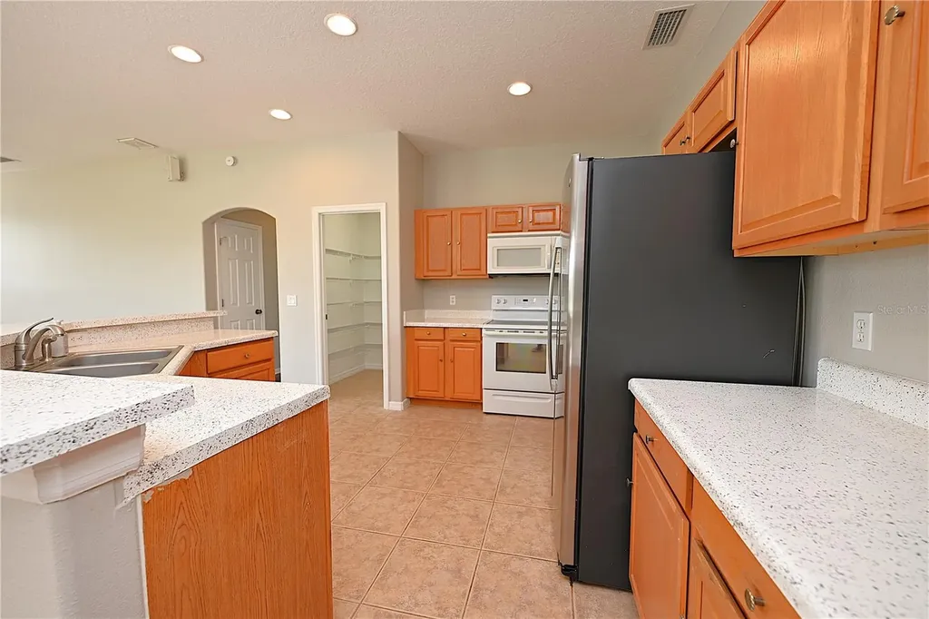 125 Costa Loop Auburndale FL 33823