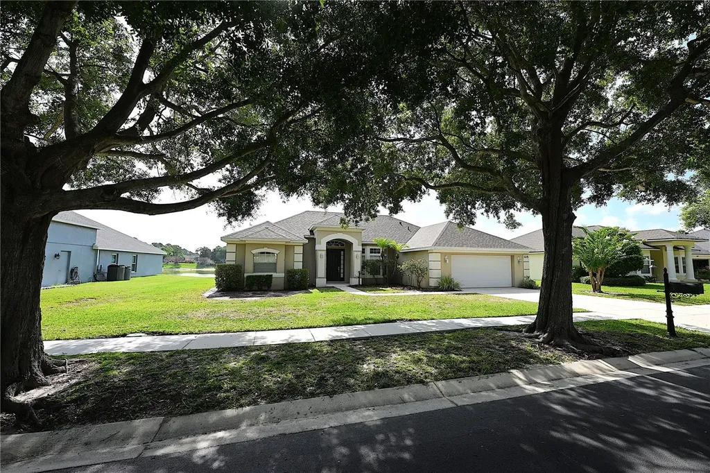 125 Costa Loop Auburndale FL 33823