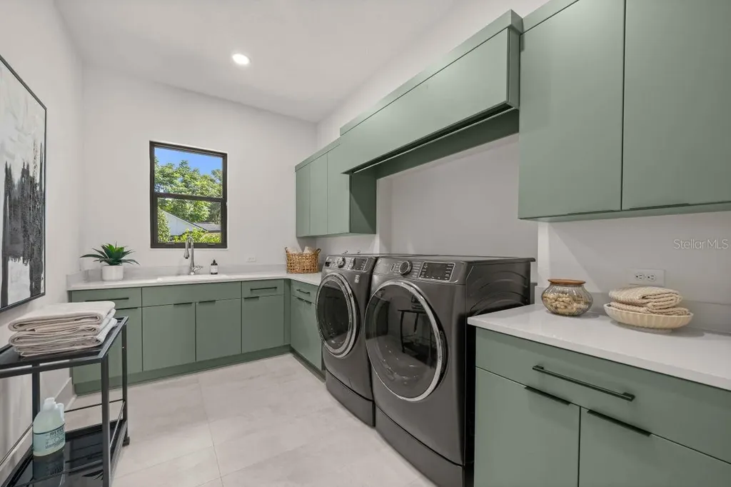 1680 SE 20th Avenue Ocala FL 34471
