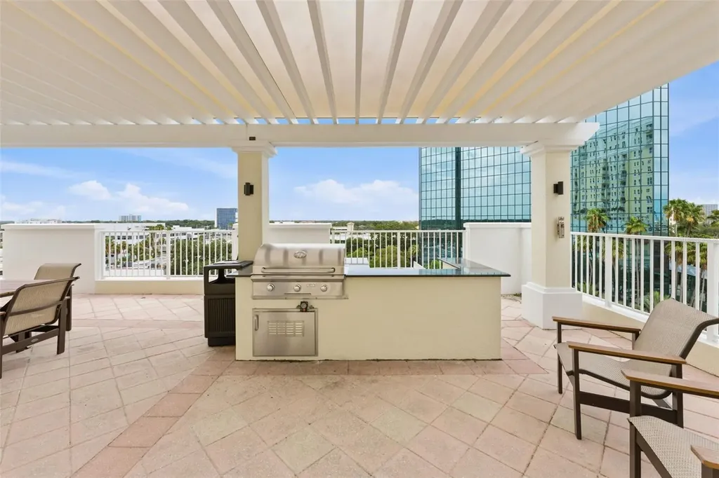 628 Cleveland Street Clearwater FL 33755
