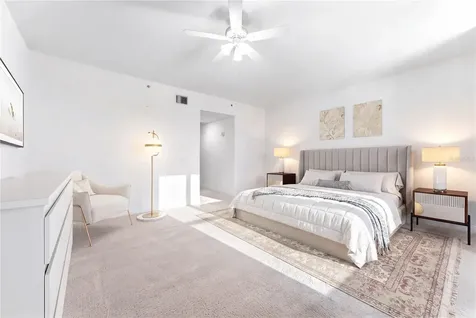 628 Cleveland Street Clearwater FL 33755