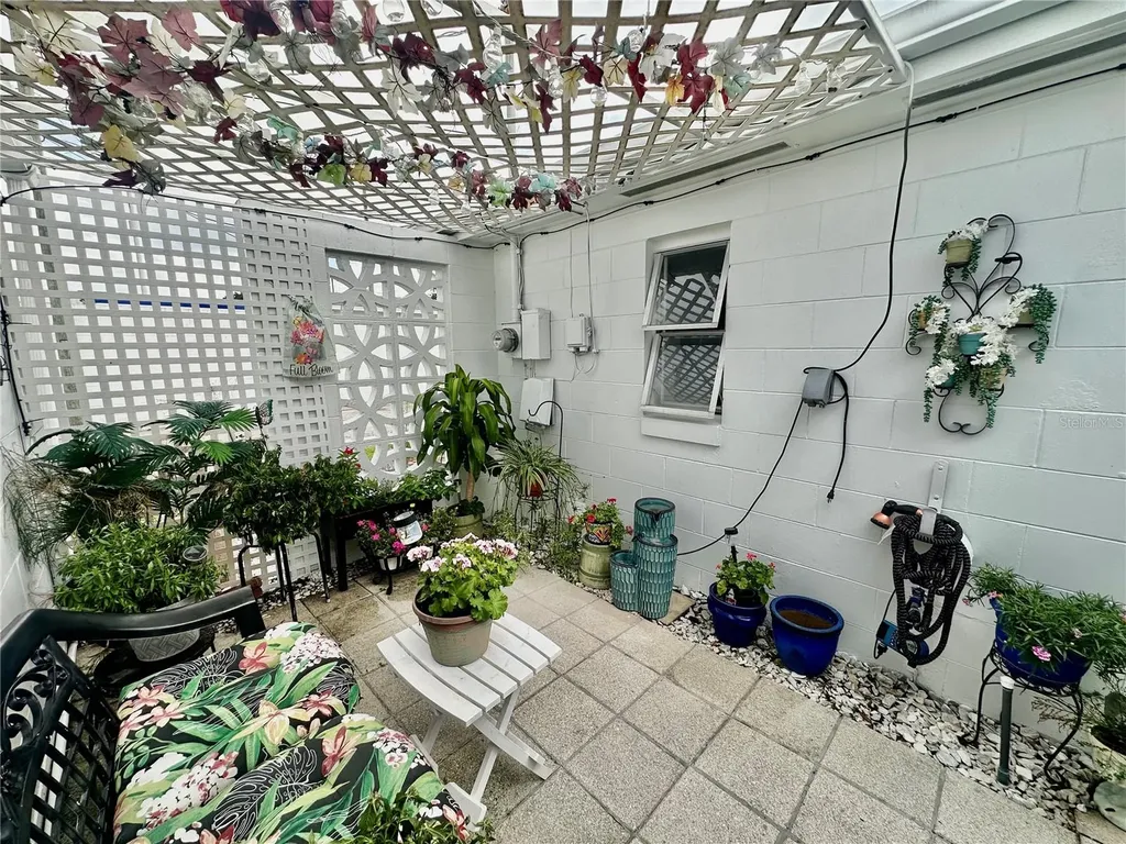 790 Avenue Q SE Winter Haven FL 33880