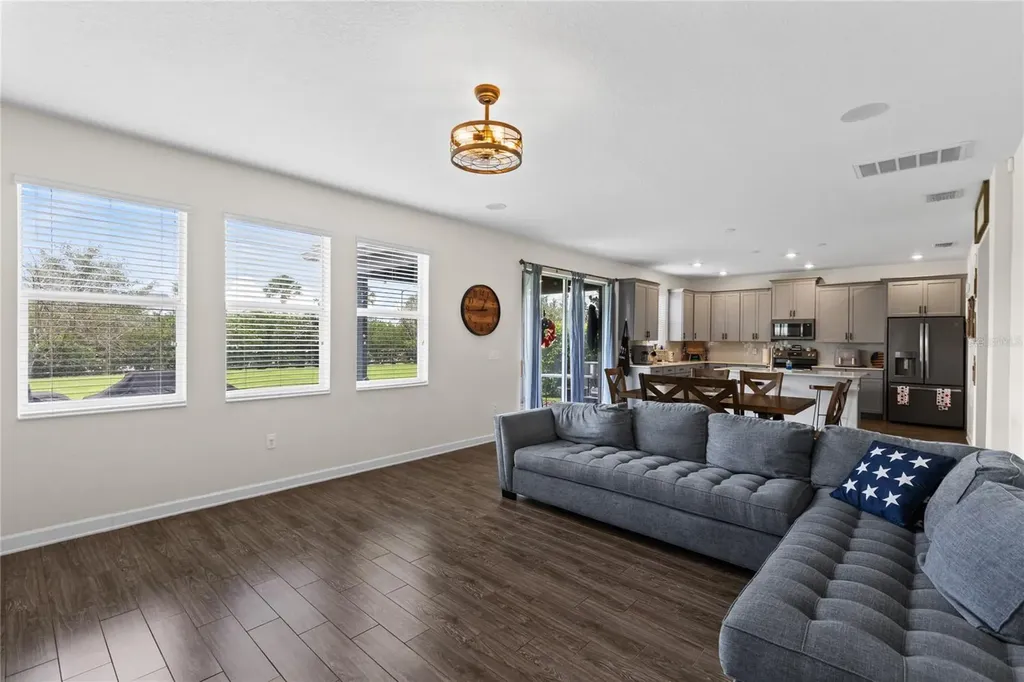 12016 Fiction Avenue Orlando FL 32832