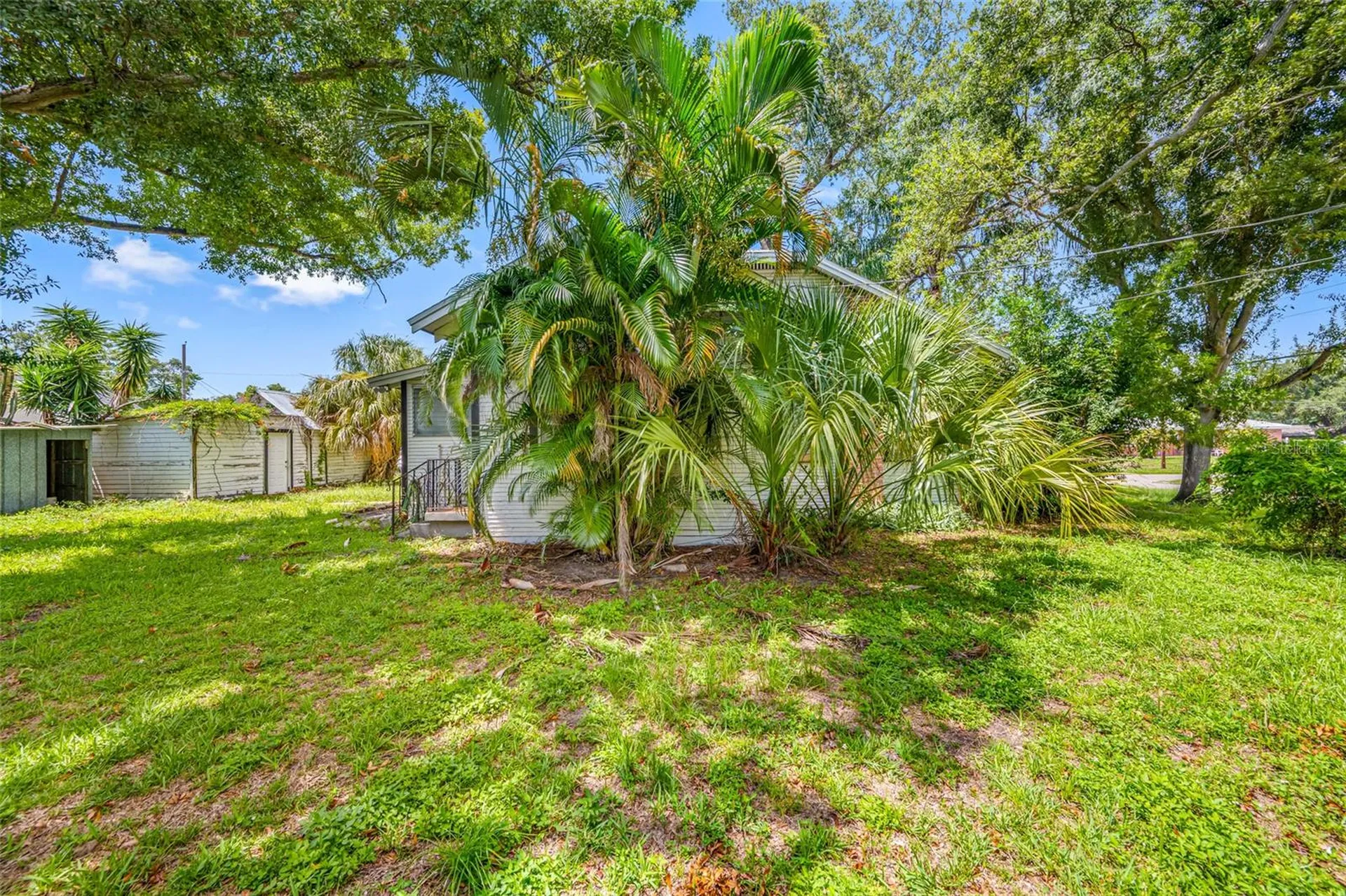 2208 N Lincoln Avenue Tampa FL 33607