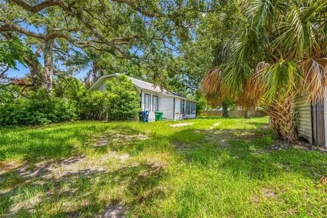 2208 N Lincoln Avenue Tampa FL 33607