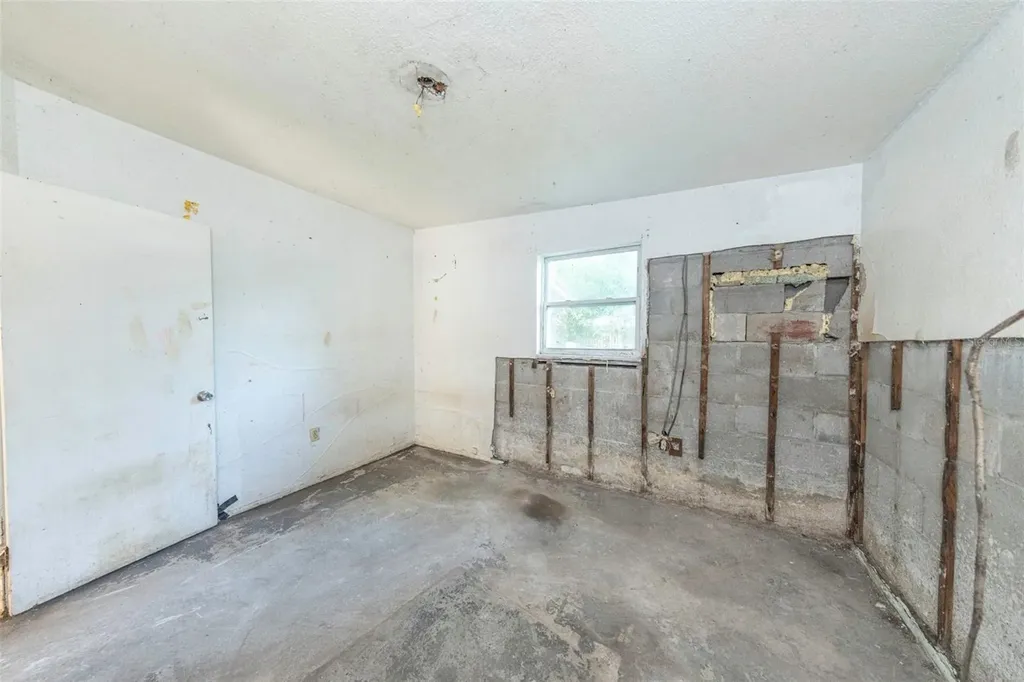 8528 N 92nd Terrace Seminole FL 33777