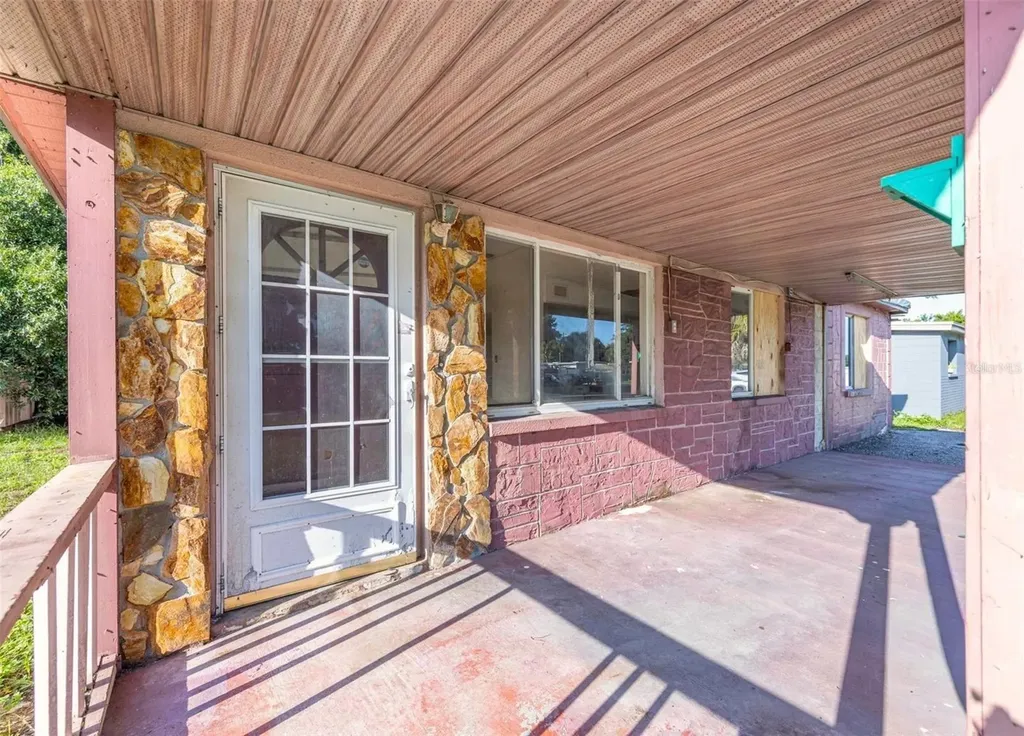 8528 N 92nd Terrace Seminole FL 33777