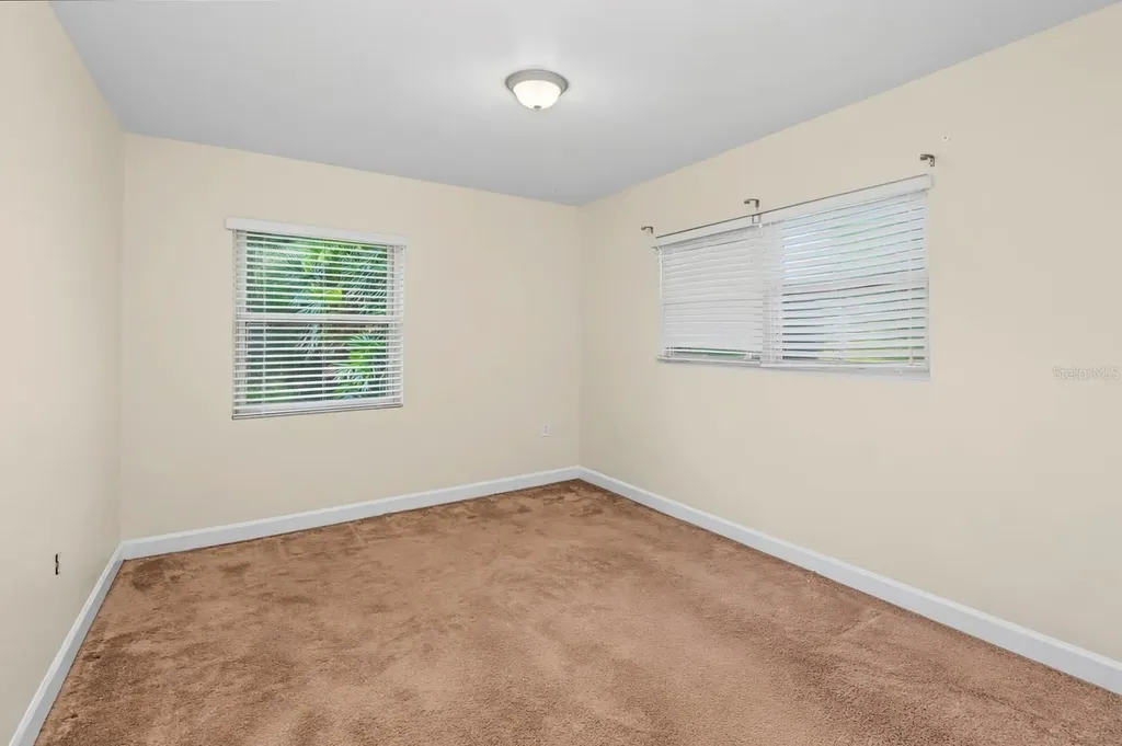 409 E Gulley Avenue Oakland FL 34760