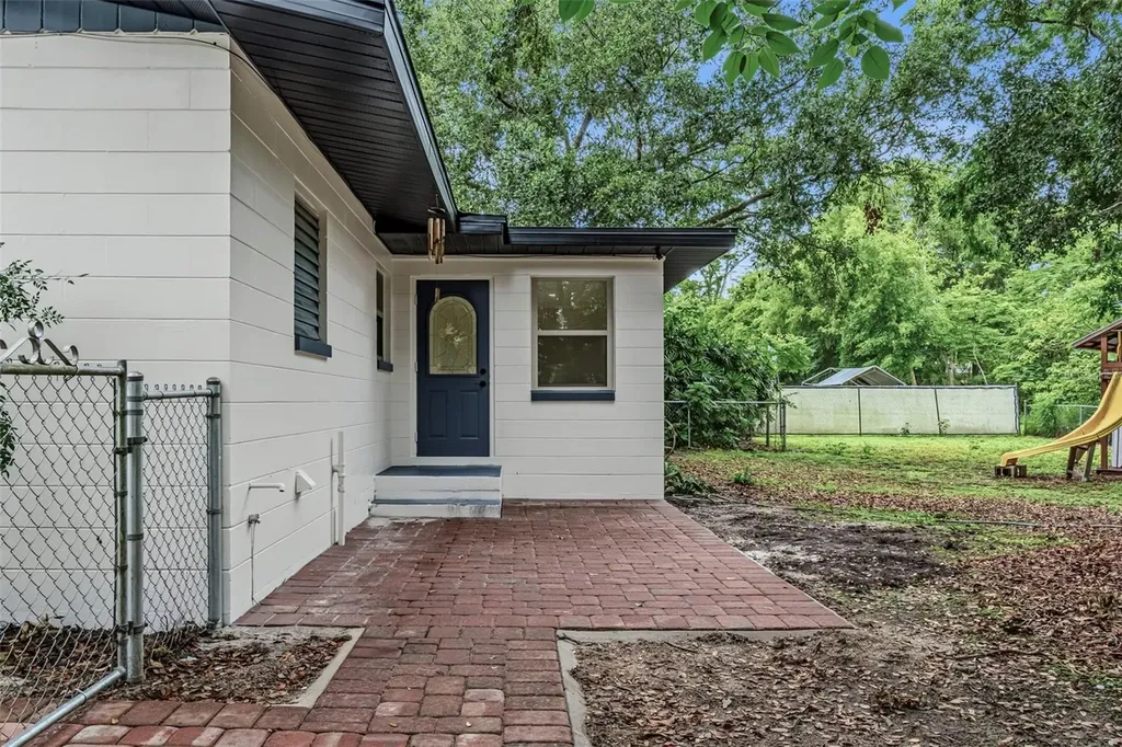409 E Gulley Avenue Oakland FL 34760